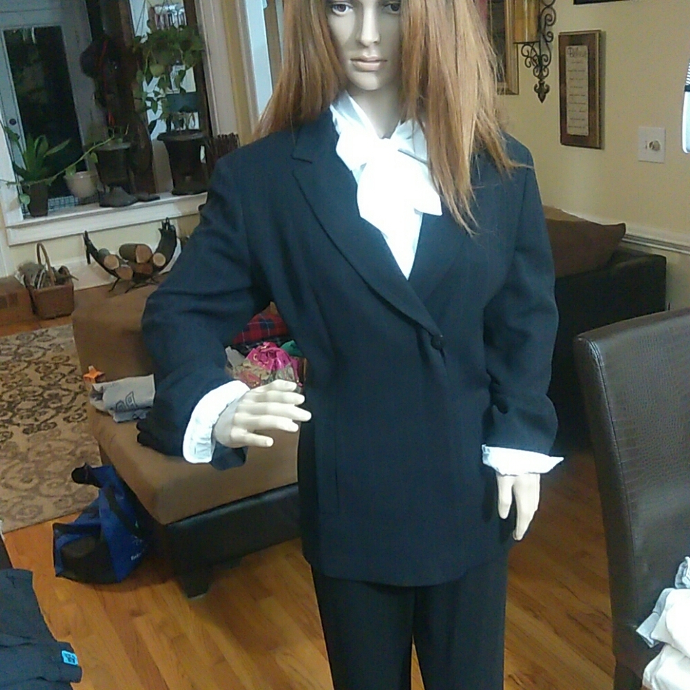 Giorgio Armani ladies blazer